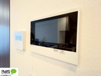 ���̑��@������Ԃ����S��TV���j�^�[�t���C���^�[�z��