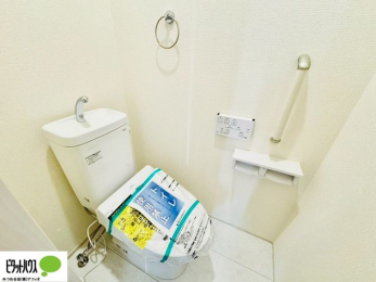 �g�C���@1�E2�K�E�H�V�����b�g�g�C�������B