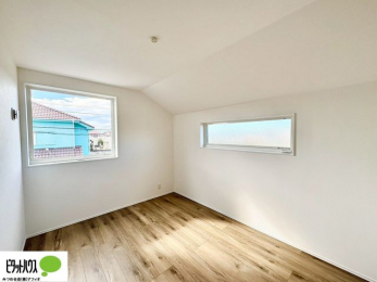 ���̑����ρ@2�ʍ̌��Ŗ��邭�A���ʂ��̗ǂ��������ł��B