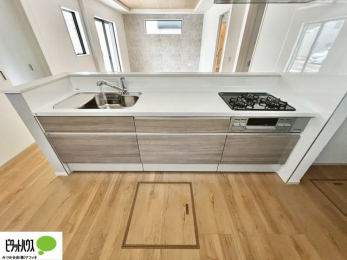 Lb`@lC̃JE^[Lb`́ArOɂ邲Ƒ̗lqf܂B