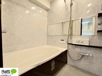 �����@�����̔�������Ă����o�X���[���͍L�X�������B�x���͂��q�l�ƈꏏ�ɗV�тȂ������܂��ˁB