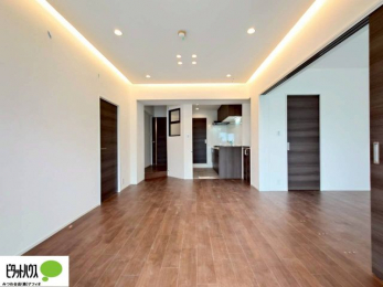 ���r���O�@�L�X�k�c�j�I����̑傫�ȃ\�t�@��u���Ă������f��ӏ܂��ǂ��ł��ˁB