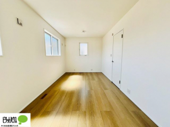 ���̑����ρ@�Ԏd�؂肷�邱�Ƃ�2�̕����ɕ����邱�Ƃ��\�B�Ƒ��̃��C�t�X�^�C���̕ω��ɍ��킹�Ď��R���݂ł��B