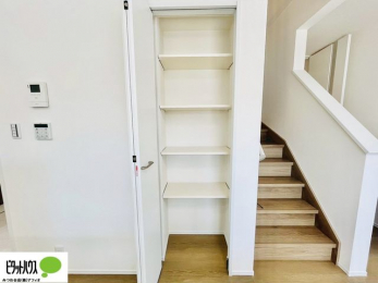 ���[�@���r���O�̎��[�X�y�[�X�͂Ƃ��Ă����肪�����ł��B