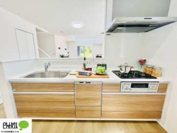 �L�b�`���@�Ƒ��Ƃ��b���Ȃ���y���������ł���J�E���^�[�L�b�`��