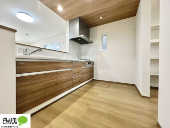 Lb`@lC̃JE^[Lb`́ArOɂ邲Ƒ̗lqf܂