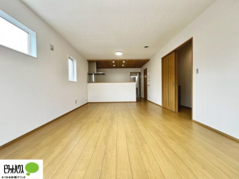 rO@17.9̃rÓAƋ̔zul₷`^łB߂₷Ƒ݂Ȃ̌ȅɁB