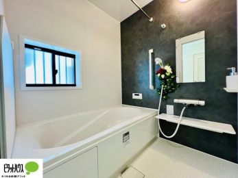 @{Hʐ^F1̔x̓͂qlƂ̃R~jP[V̏Ƃ