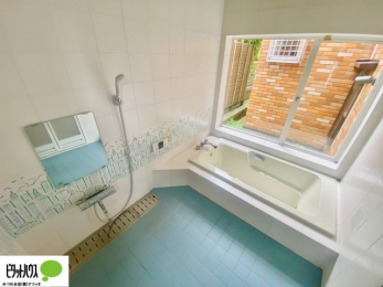 �����@1���̔�����������x���̓��͂��q�l�Ƃ̃R�~���j�P�[�V�����̏�Ƃ���