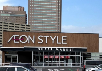 ӊ@CIX^Ct݂Ȃ k5B 400m