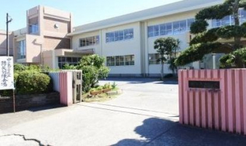 ���ӊ��@�Ό��s���@���̓����w�Z �k��5���B 340m