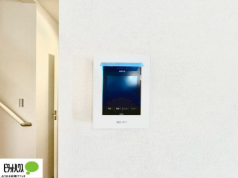 ���̑��@������Ԃ����S��TV���j�^�[�t���C���^�[�z��