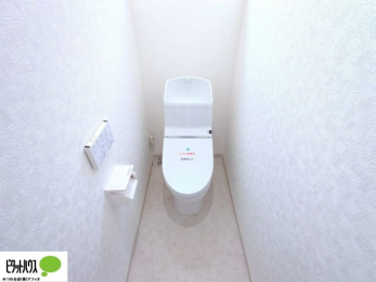 �g�C���@1�E2�K�E�H�V�����b�g�g�C�������B