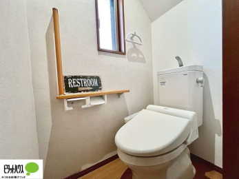 �g�C���@1�E2�K�E�H�V�����b�g�g�C�������B