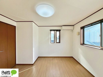 ���[�@�w�т̎��Ԃ��V�Ԏ��Ԃ���؂ɂł���q�ǂ������B�Ƌ�̔z�u�����₷���V���v���Ȑ݌v�ŁA�������K�Ɏg���܂��B