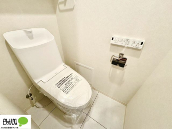 �g�C���@�E�H�V�����b�g�g�C�������B