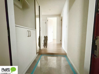 ���ց@�V���[�Y�{�b�N�X�ɂ́A�g�����Ȃ݃`�F�b�N���ł���S�g�~���[�t���I