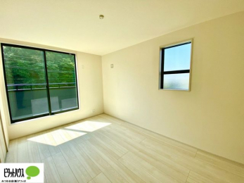 �Q���@�o���R�j�[�ւƑ������邢�����B