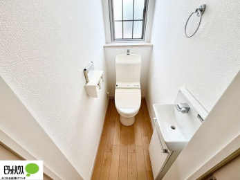 �g�C���@�����Ȑ��@�\�t�������V�����[�g�C��