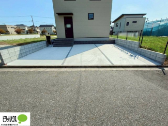 �@�}�ȗ��q�ɂ����S2��Ƃ߂��܂��B