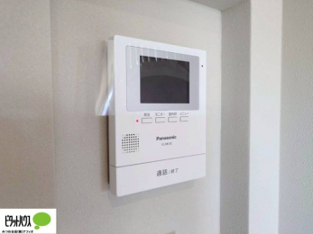 ���̑��@������Ԃ����S��TV���j�^�[�t���C���^�[�z��