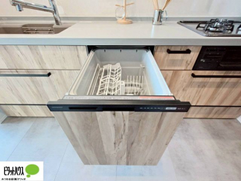 �L�b�`���@�H���̌�̕Еt�����y�ɂȂ�A�H��􂢊����@�t���B