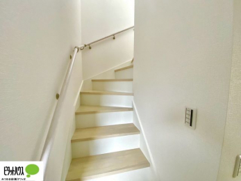 ̑@肷tKiBȂqlNz̕Sɏ艺ł܂B