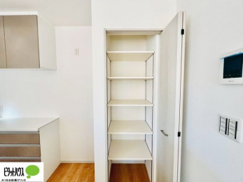 ���̑��@��������̐H���i��A�ۑ��H�E���H�ȂǕۊǂł���֗��ȃp���g���[