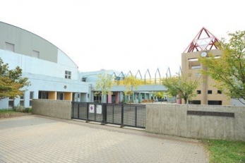 ���ӊ��@��t�s���L�g���w�Z �k��2���B 150m