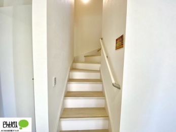 ̑@肷tKiBȂqlNz̕Sɏ艺ł܂B