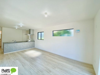 rO@lC̑ΖʃLb`ŉƑ݂ȂꏏB