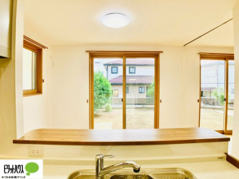 ���̑��@�傫�ȑ�����ۓI�ȃ��r���O�́A�������邢��C�ɂ��Ă���܂��ˁB