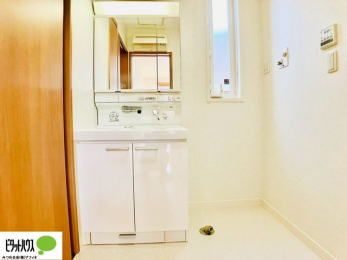 ���ʑ�E���ʏ��@�g���₷���V���v���Ȑ��ʉ��ϑ�B�����̎x�x�͂�������n�܂�܂��B