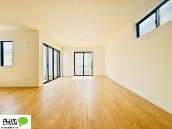 ���r���O�@�Ƒ��݂�Ȃ�������肭�낰��L�X�Ƃ���22���̃��r���O�ł�