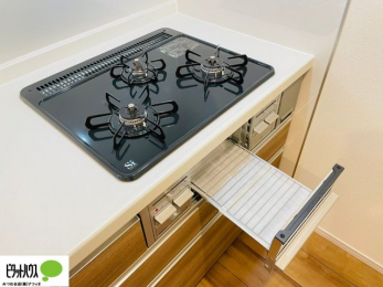 �L�b�`���@�{�H��ʐ^�F������ꂵ�₷��3���R�����B�����̎��ԒZ�k���ł��āA�X���[�Y�ɗ����ł��܂��B