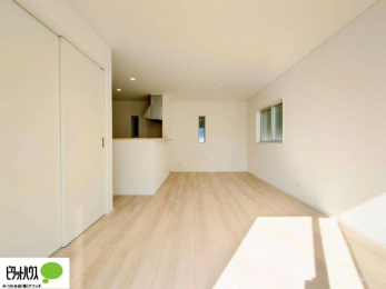 �L�b�`���@�������̂��锒����Ƃ������r���O