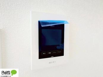 ���̑��@������Ԃ����S��TV���j�^�[�t���C���^�[�z��