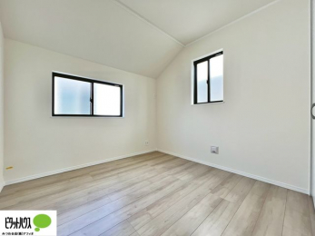 ���[�@�w�т̎��Ԃ��V�Ԏ��Ԃ���؂ɂł���q�ǂ������B���[�⃌�C�A�E�g�����₷���݌v�ŁA�����ɍ��킹�Ē����g�����Ԃł��B