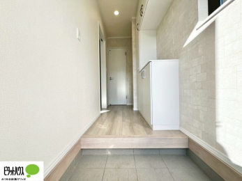 �@�Ƒ��݂�Ȃ̌C�������Ղ���[�ł���V���[�Y�{�b�N�X