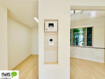 ���̑��@������Ԃ����S��TV���j�^�[�t���C���^�[�z��