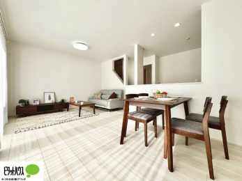 ���r���O�@�L�X�k�c�j�I����̑傫�ȃ\�t�@��u���Ă������f��ӏ܂��ǂ��ł��ˁB