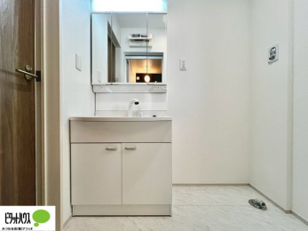 ���ʑ�E���ʏ��@�g���₷���V���v���Ȑ��ʉ��ϑ�B�����̎x�x�͂�������n�܂�܂��B