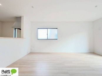 �L�b�`���@�Ƒ��݂�Ȃ�������肭�낰��L�X�Ƃ���16���̃��r���O�ł�