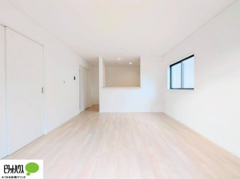 ���r���O�@�l�C�̑ΖʃL�b�`���ŉƑ��݂�Ȃ������ꏏ�B