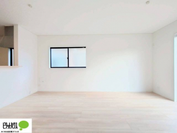 �L�b�`���@�������̂��锒����Ƃ������r���O