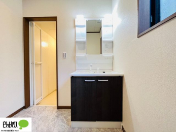 ���ʑ�E���ʏ��@�g���₷���V���v���Ȑ��ʉ��ϑ�B�����̎x�x�͂�������n�܂�܂��B