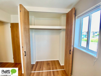 [@傫Ȏ[͂mׂG݂Ղ肵܂܂B