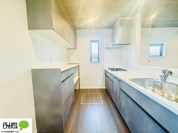 �L�b�`���@�Ƒ��Ƃ��b���Ȃ���y���������ł���J�E���^�[�L�b�`��