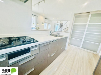 �L�b�`���@�H���̌�̕Еt�����y�ɂȂ�A�H��􂢊����@�t���B