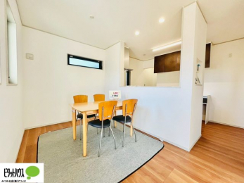 ���r���O�@�Ƒ��Ƃ��b���Ȃ���y���������ł���J�E���^�[�L�b�`��